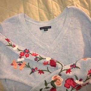 American Eagle sweater